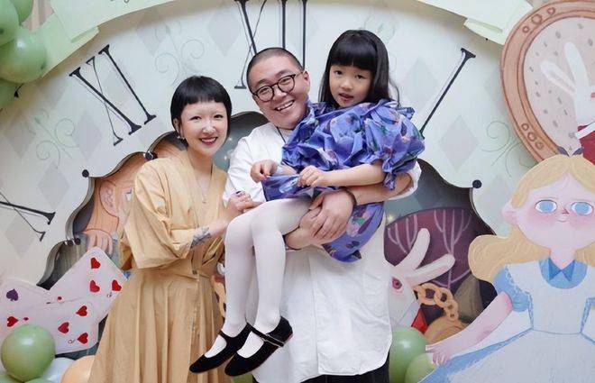 郝劭文9岁继女遭霸凌 妻痛诉学校洗脑孩子“只是游戏”