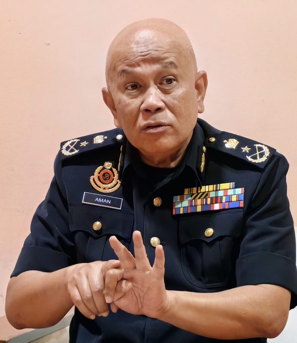 重签稿/完整:火爆哥殴打执法员视频疯传!