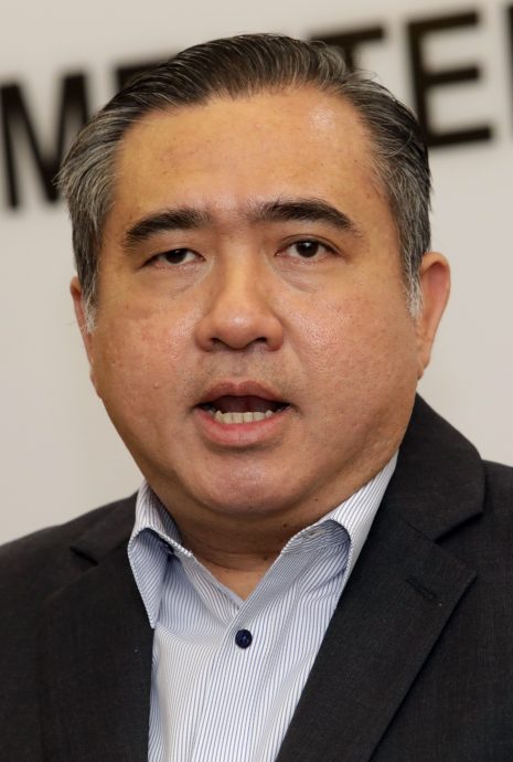 陆兆福∕GOLD系列车牌竞标望能超出3500万收入