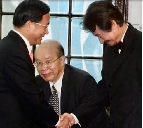 陈水扁悼“倒扁总指挥”施明德:一代枭雄安息 先知都是寂寞的