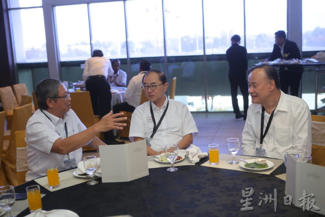 霹雳州政府团结大会