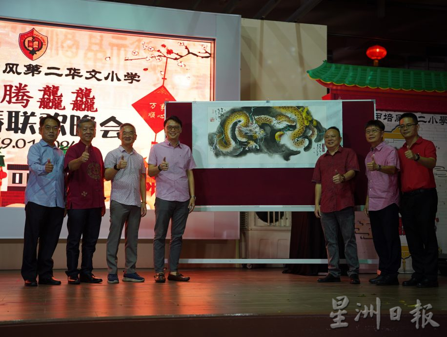 韩斌元：让学生了解春节意义 春晚集传统现代为一体