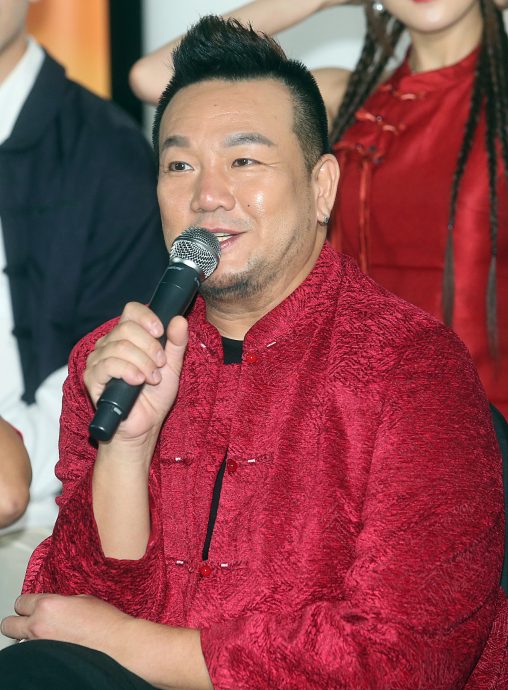 韩晓嗳赖宇涵搞暧昧 ​床戏用力过猛被嫌像男人