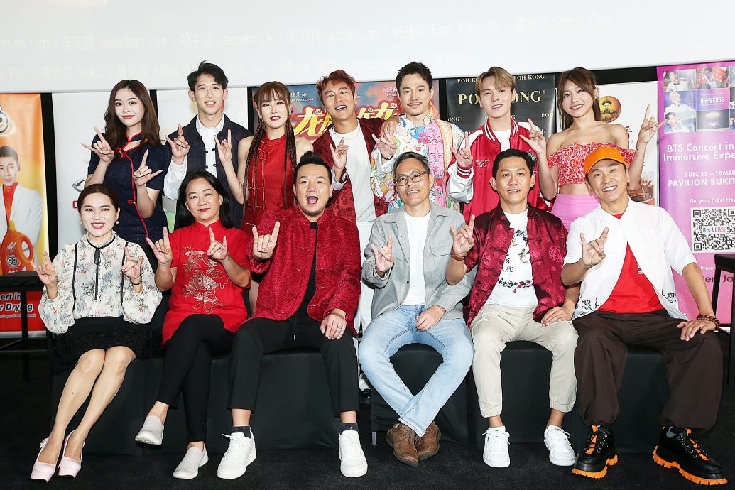 韩晓嗳赖宇涵搞暧昧 ​床戏用力过猛被嫌像男人