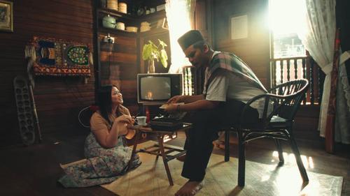 (10/1/有故事的人)我跨文化编导戏剧得奖