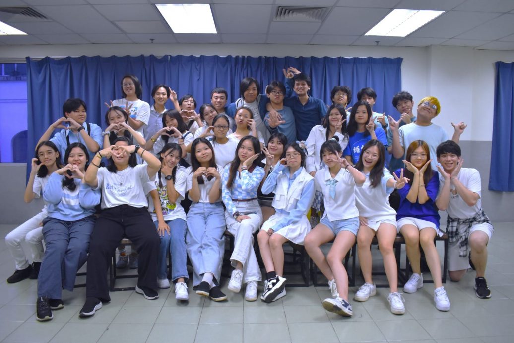 (12日见报)大都会/社区精彩主文/《Hamlet Infinity》舞台剧/4图