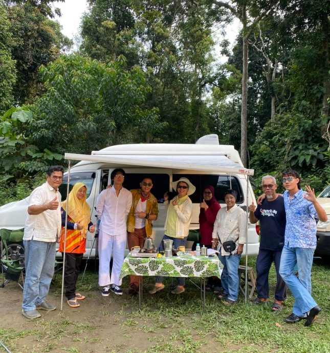 （7/1）有故事的人——女子与丈夫退休后展开房车旅人生活