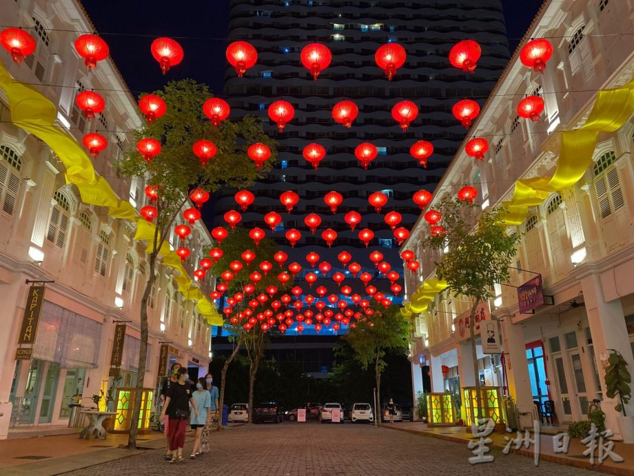 （古城第三版主文）奶茶街年景布置 122至209办年货市集