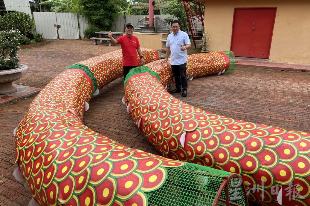 （古城第三版主文）鸡场街祥龙，升空了！