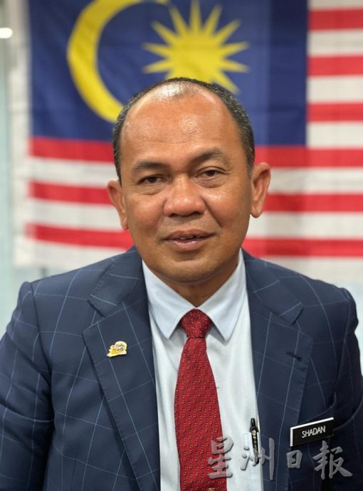 (古城第二版主文)市长:海上花商贩可申请在外营业