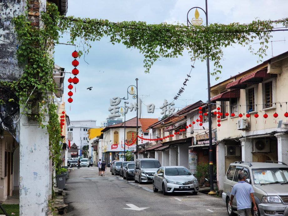 (古城第五版主文)三宝井年景布置不间断,今年720小灯笼,24大灯笼