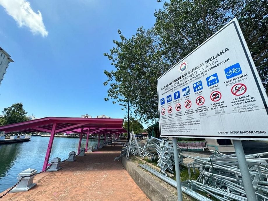 (古城第五版主文)甲河出现“小黄鸭”引热议 甲水上市场料二月营业
