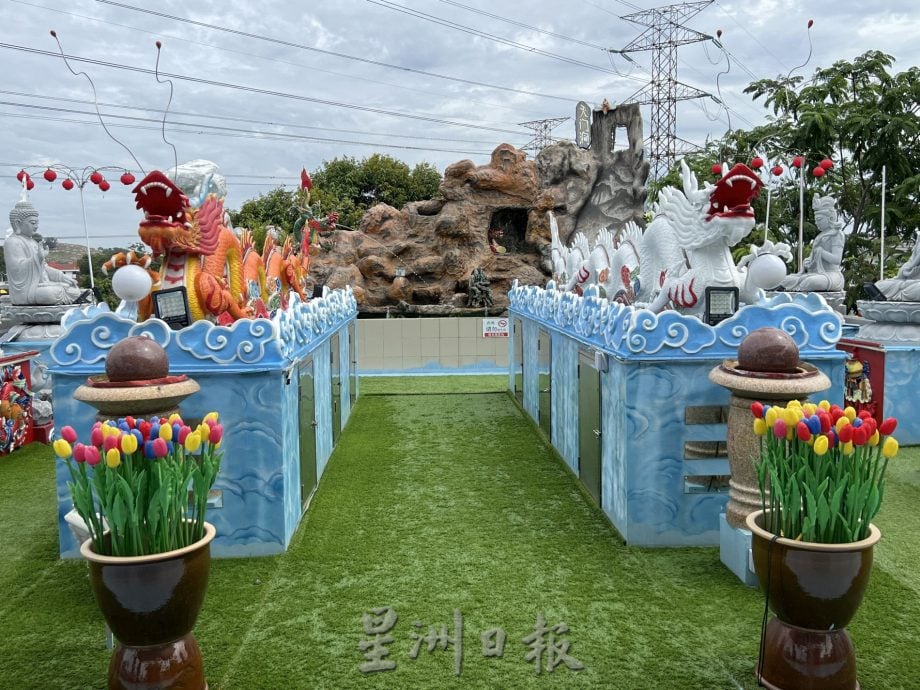 （古城第五版主文）青山侯王庙，一柱擎天大龙柱