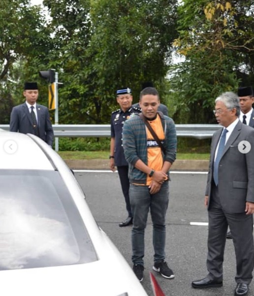 元首卸任 | 把百姓放心上曾流下男儿泪 风雨不改与民同在