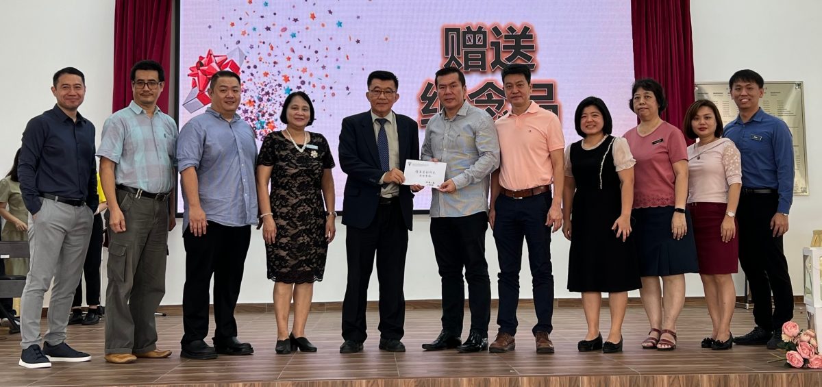 （大都会）服务杏坛34年巴生兴华徐家昌副校长荣休