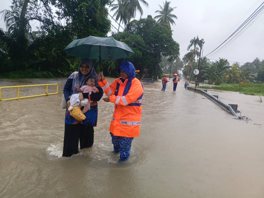 (已签发)柔:气象局预测10县仍下雨,柔灾情是否恶化有待观察