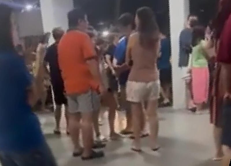 (已签发)柔:狮城二三事:义顺组屋失火 部分电表箱烧毁 断电10小时