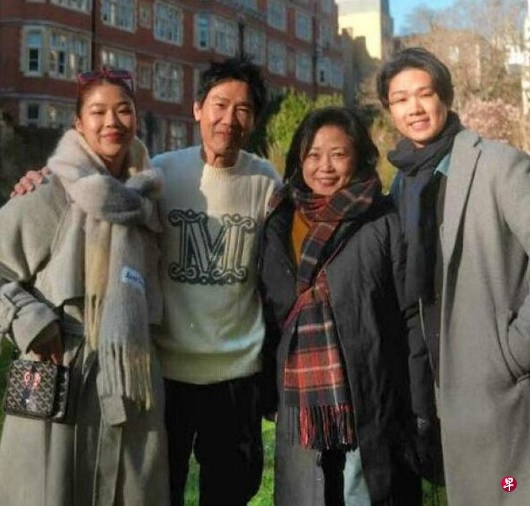 (已签发)柔:狮城二三事:买包包等于一个月伙食费? 向云心疼儿子陈熙