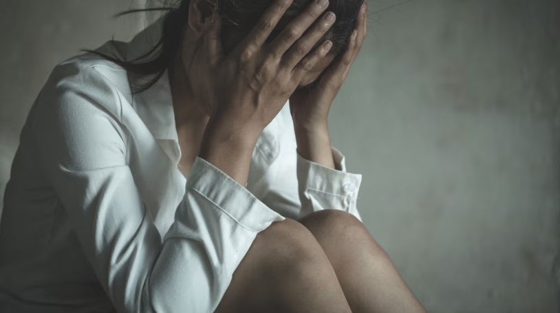 (已签发)柔:狮城二三事:酒后带女友人回家非礼企图强奸 39岁男子认罪