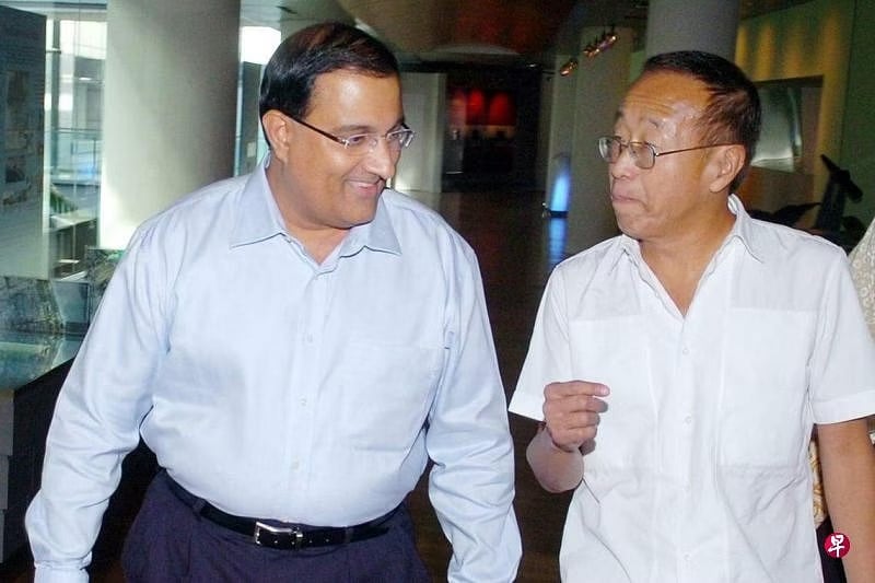 面对27项贪污索利控状 狮城部长易华仁不认罪 80万新元保外