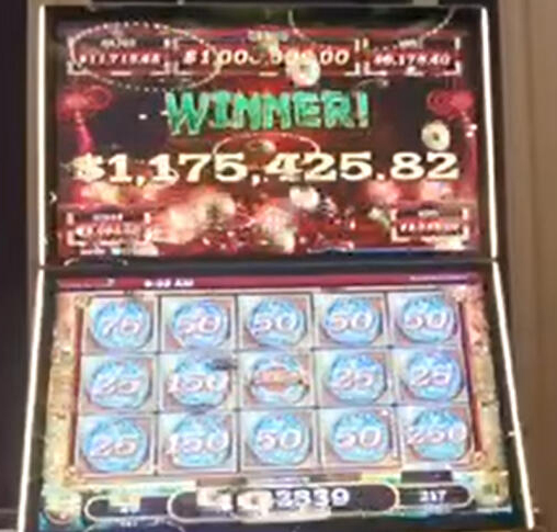 （已签发）柔：狮城二三事：首次进赌场玩老虎机 妇女狮城拉中逾409万