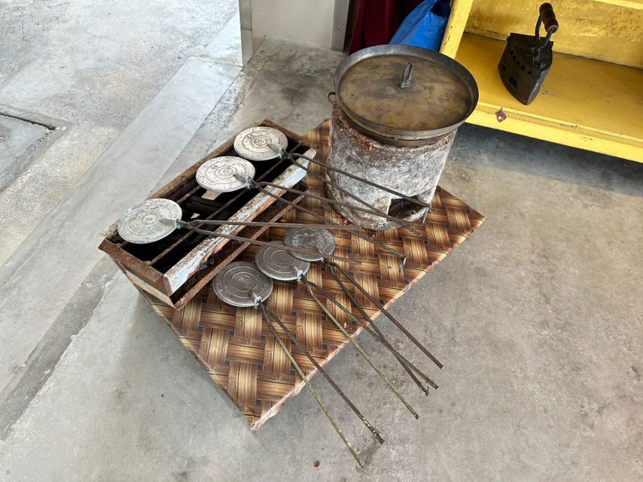 (暖势力)万里茂华小全校师生拍贺岁MV 新年开放校园回校打卡