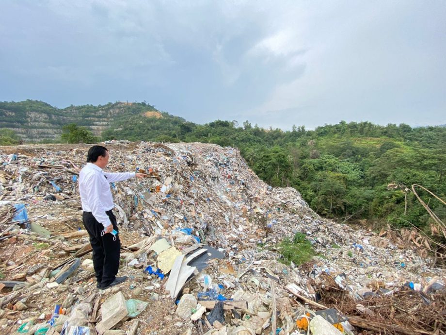 (版2头)大都会/蕉赖皇冠城非法垃圾场垃圾量惊人