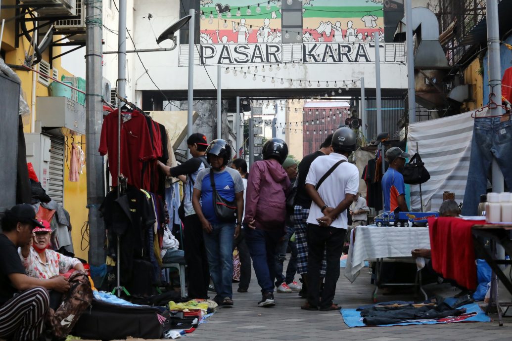 (第3头)大都会/DBKL要求老鼠街小贩7日搬迁/10图