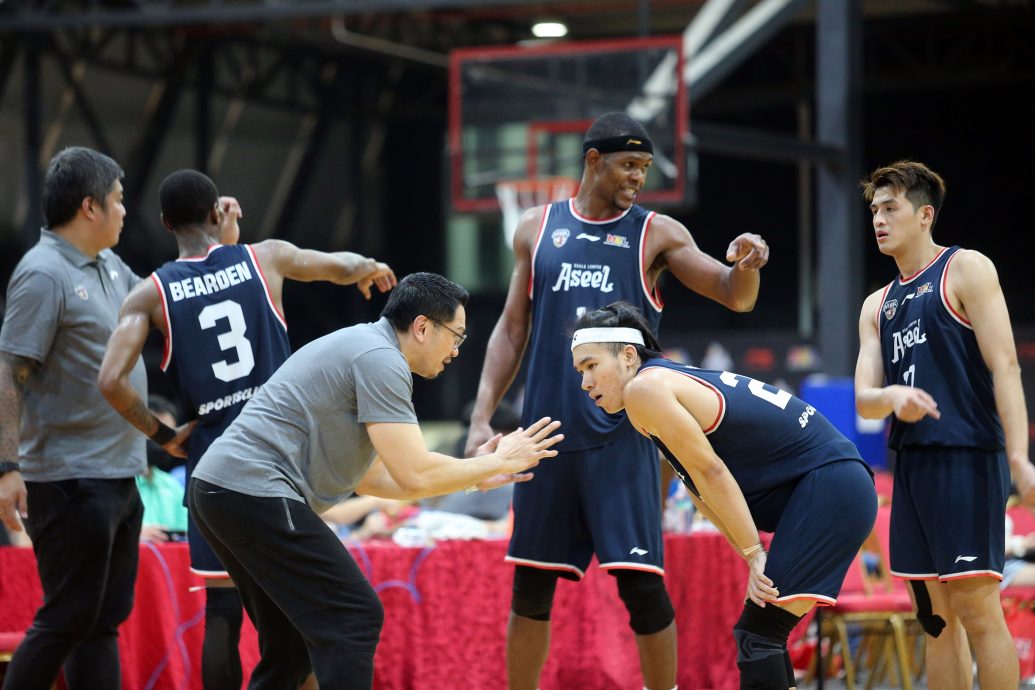 MBL|季后赛“3抢2”愈演愈烈 战斗鸡(星航)槟少年斗到末站