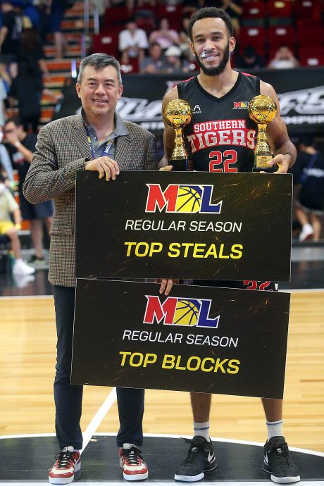 MBL|金群利坐山观虎斗 南虎槟少年“赢或回家”