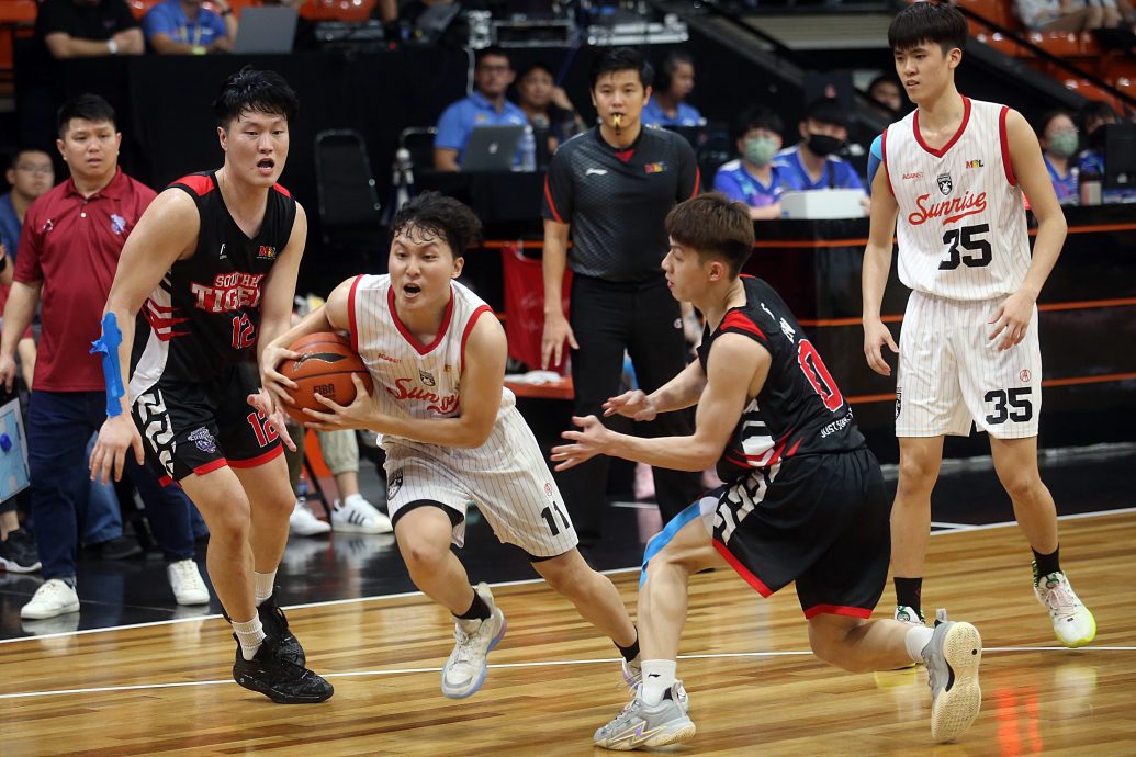 MBL|金群利坐山观虎斗 南虎槟少年“赢或回家”