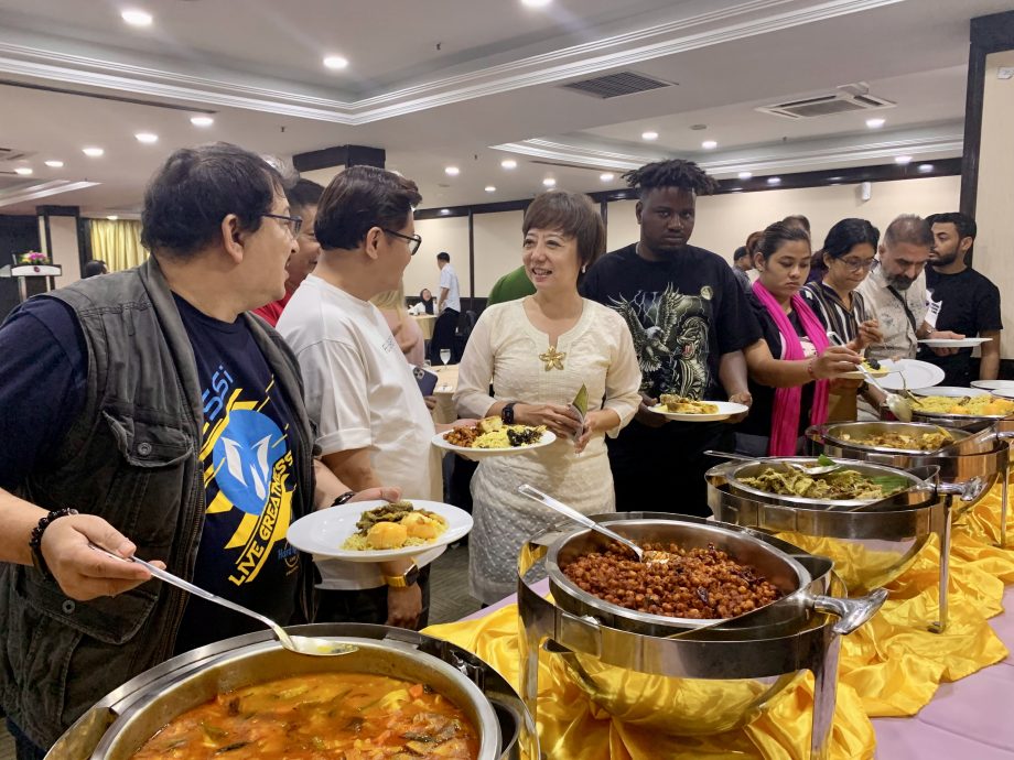 NS波德申/陈丽群:森州政府今年订下吸引800万名游客的目标
