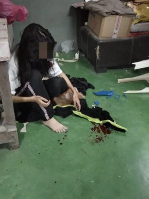 NS芙蓉/16岁少女不堪遭狼父长期施暴，求助“马铃薯叔叔”脱离魔爪