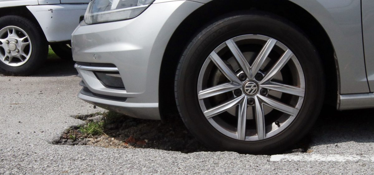 NS芙蓉：电讯公司工程留手尾；庄雪和怒斥：“会挖不会补”