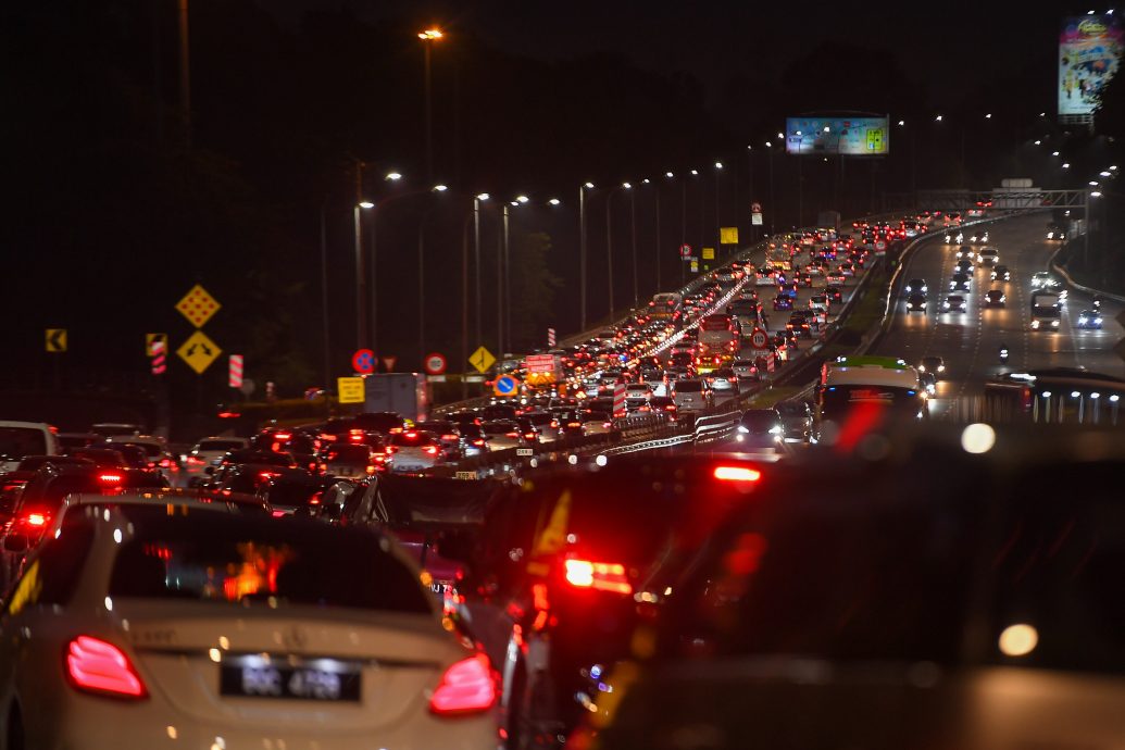 11pm改写(换文换图)//游子返城