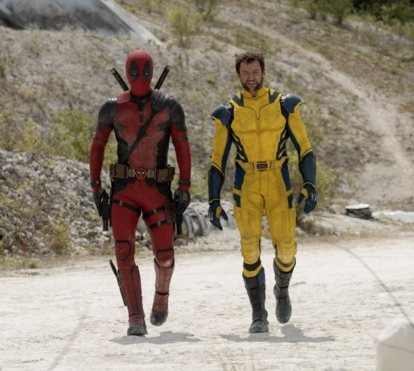 ​《死侍3》新标记曝光  死侍做汽车销售员