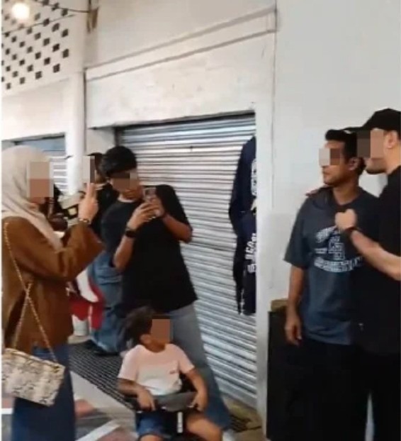 “舞男”受年轻人欢迎 辅导专家:年轻一代以金钱为导向