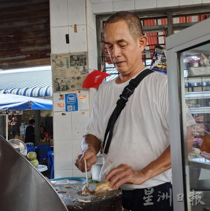 ★2月25日刊登／大霹雳封底主文／【人气美食】／金鹰美食中心旺角粥档 33年老味道