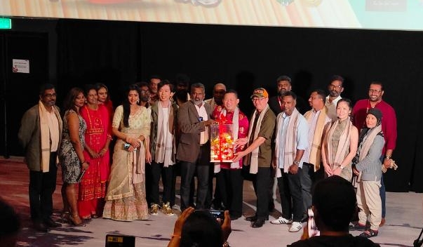 《咖喱面》团结大马人 贾纳冀进军海外市场