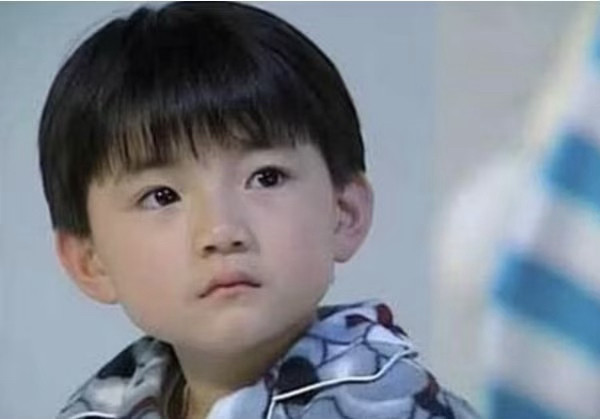 《海豚湾》童星杀人逃亡 被列10大重刑外逃要犯