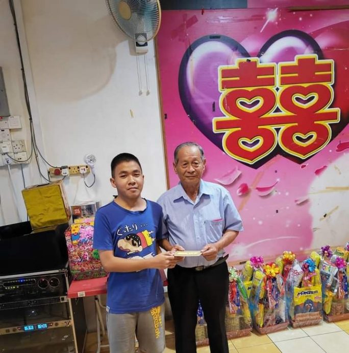 东：加叻工余体育俱乐部乐融融