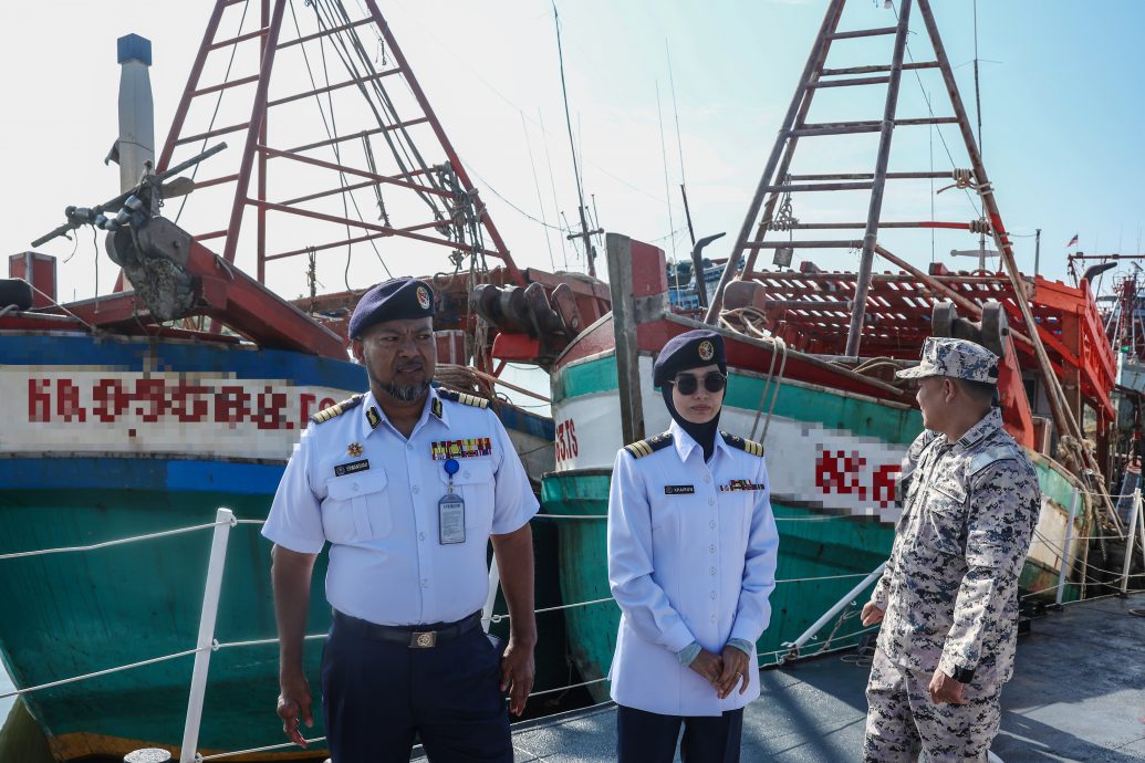 东:吉兰丹海事执法机构上周四扣查了2艘非法闯入我国海域的越南渔船