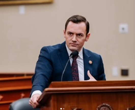 停止供台使用卫星服务 盖拉格:SpaceX违反义