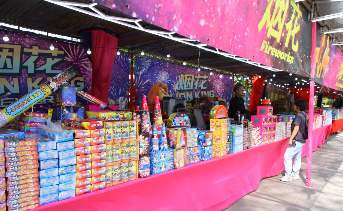 巴生港口进口420货柜烟花