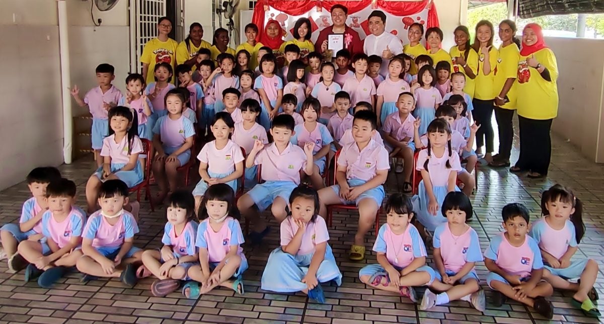 全国版/未签/郑斌彦:不仅文化输出中国 新年歌成大马文化代表