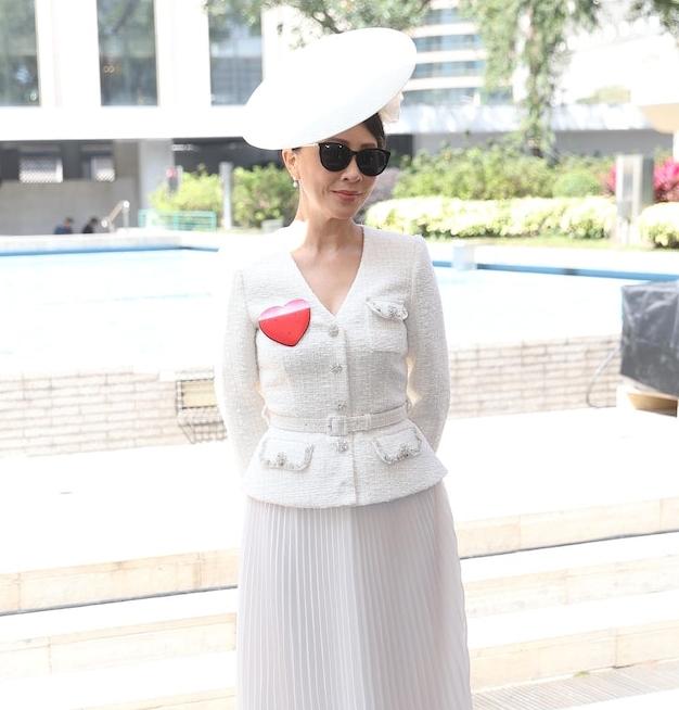 刘嘉玲爆跟贝克汉姆合照内幕 梁朝伟竟问：可否不怕？