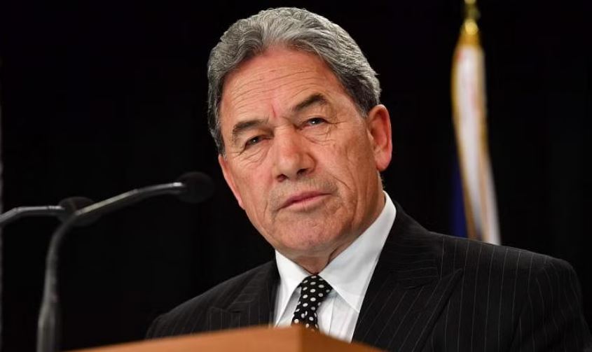 华纳兄弟探索关闭纽西兰主要新闻媒体 约300人将失业