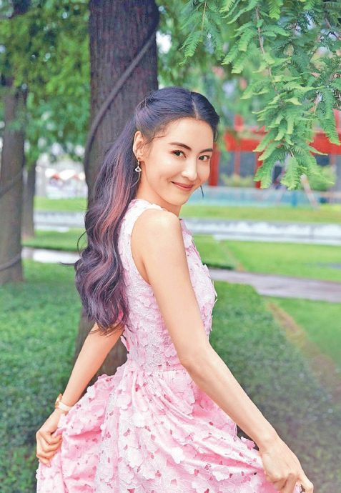 周星驰短剧女主角有人选 陈妍希成新一代星女郎