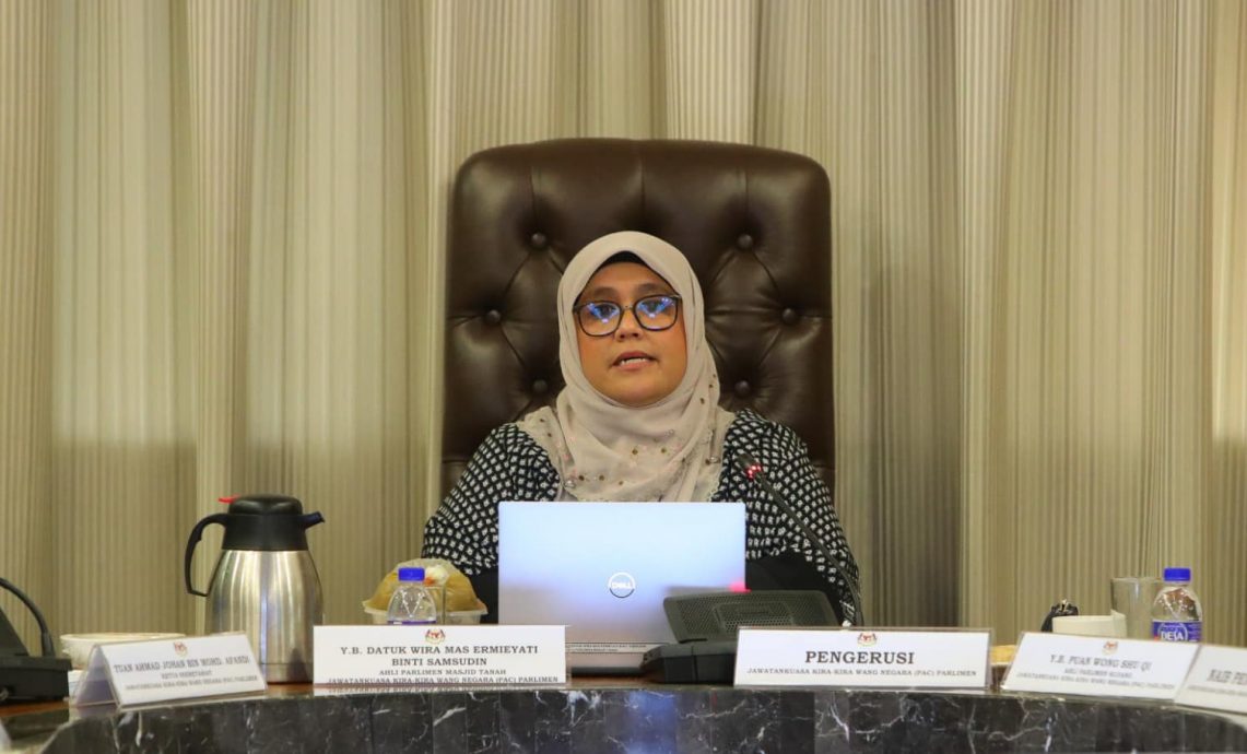 土团修党章无追溯效应 6叛变议员料无需辞职补选!