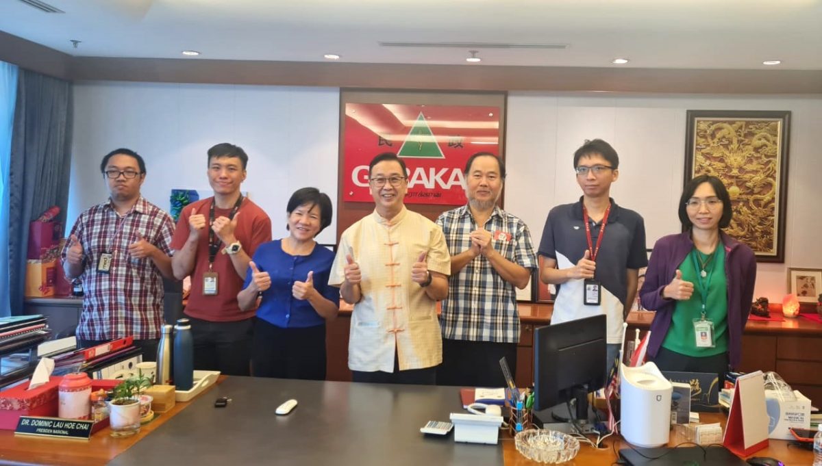 大年初三见报:联访:刘华才
